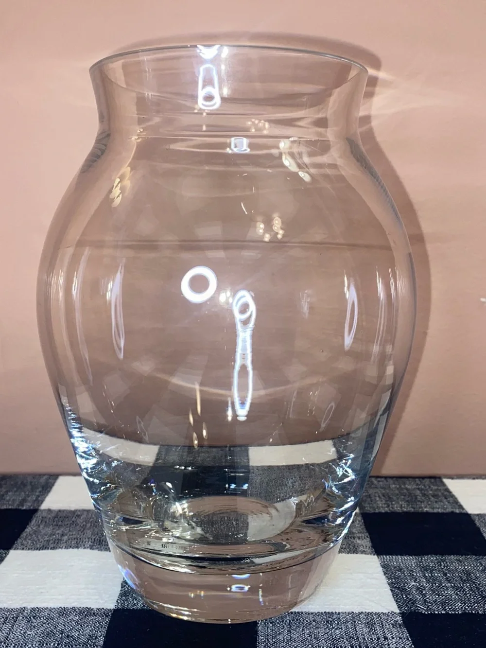 VASE, Clear Glass Ginger Vase Potbelly Silhouette Heavy Base 8”x 4”